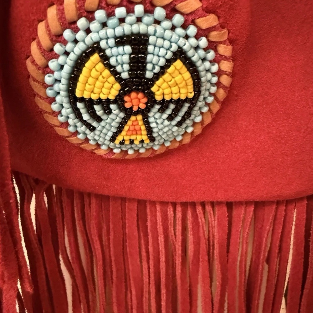 Native American Indian leather fringe bag with beaded thunderbird rosette VGUC - Picture 4 of 6